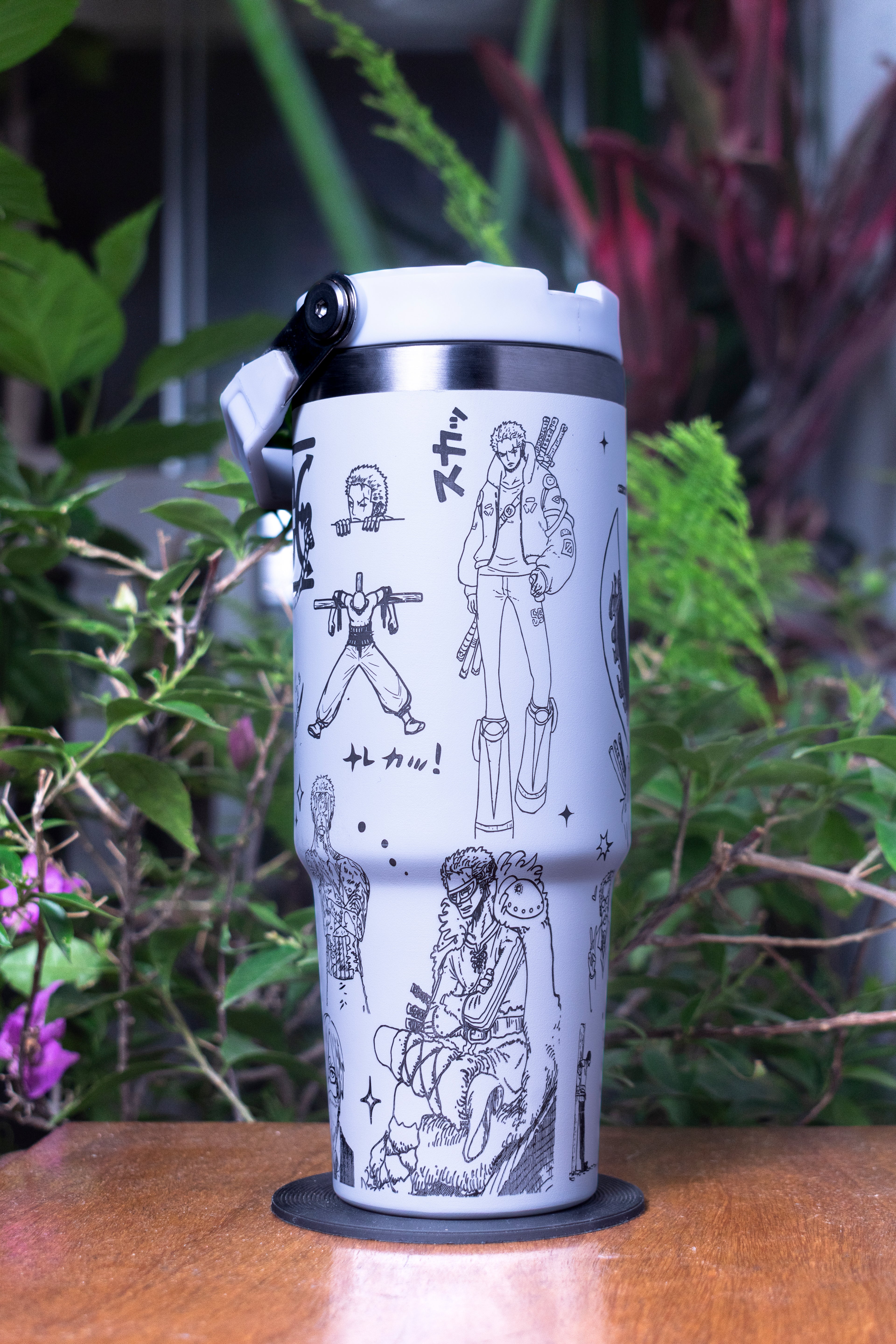One Piece Zoro Termal Blanco (890ml)