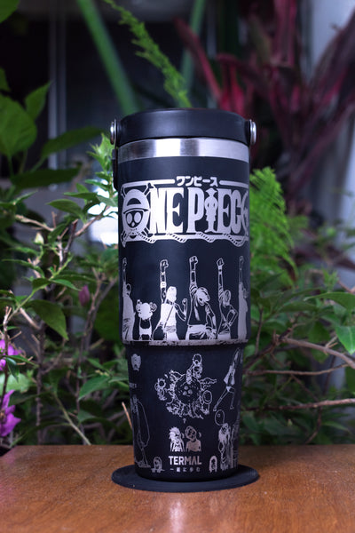 One Piece Nakamas Termal Negro (890ml)