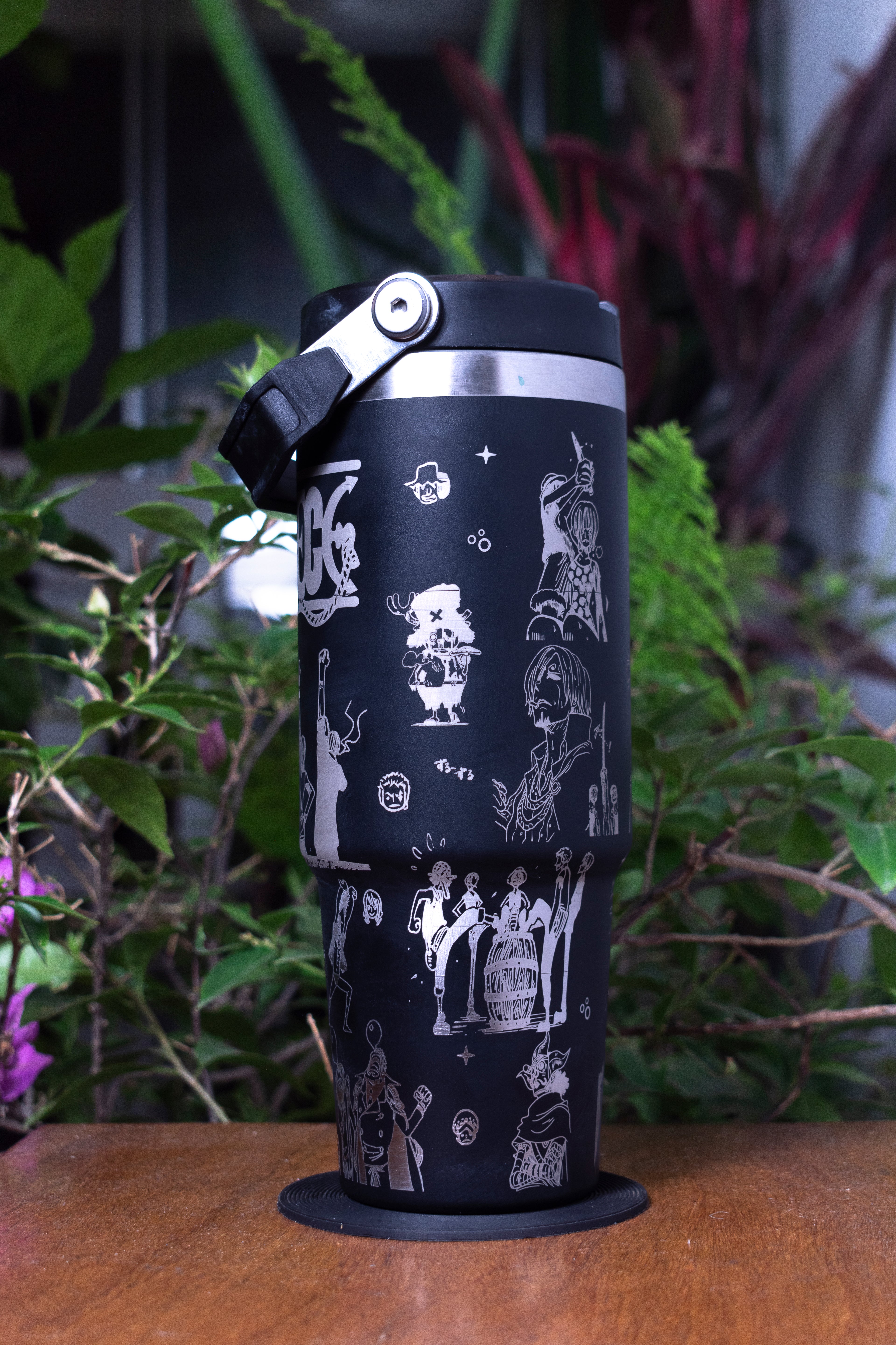 Nakamas Termal — One Piece (890ml)