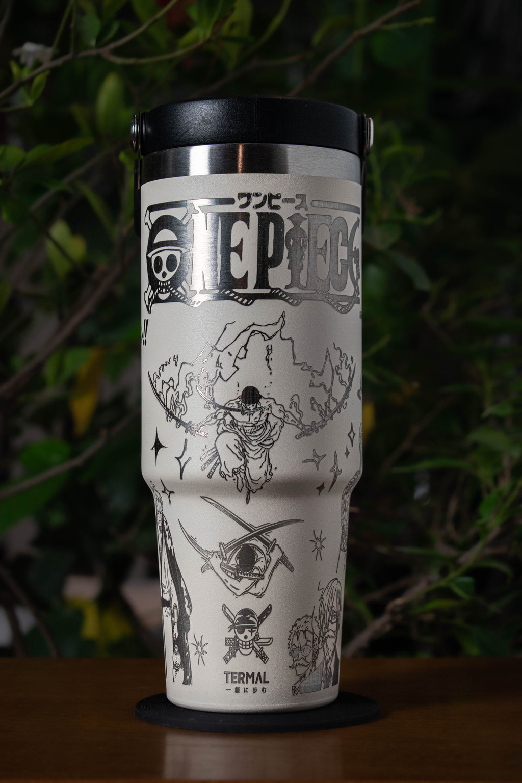 One Piece Zoro Termal Crema (890ml)